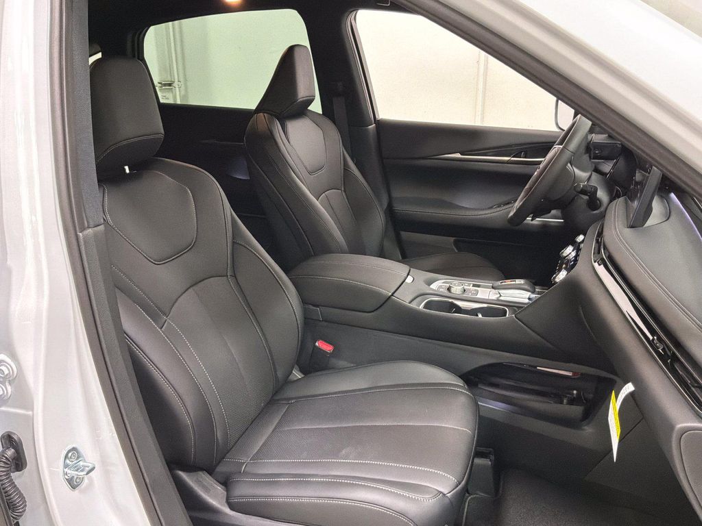 صورة مصغرة 9 لـ 2027 Infiniti QX65 SPORT