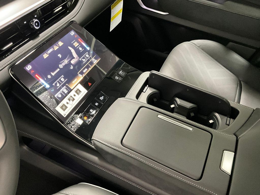 2027 Infiniti QX80 LUXE 缩略图 17
