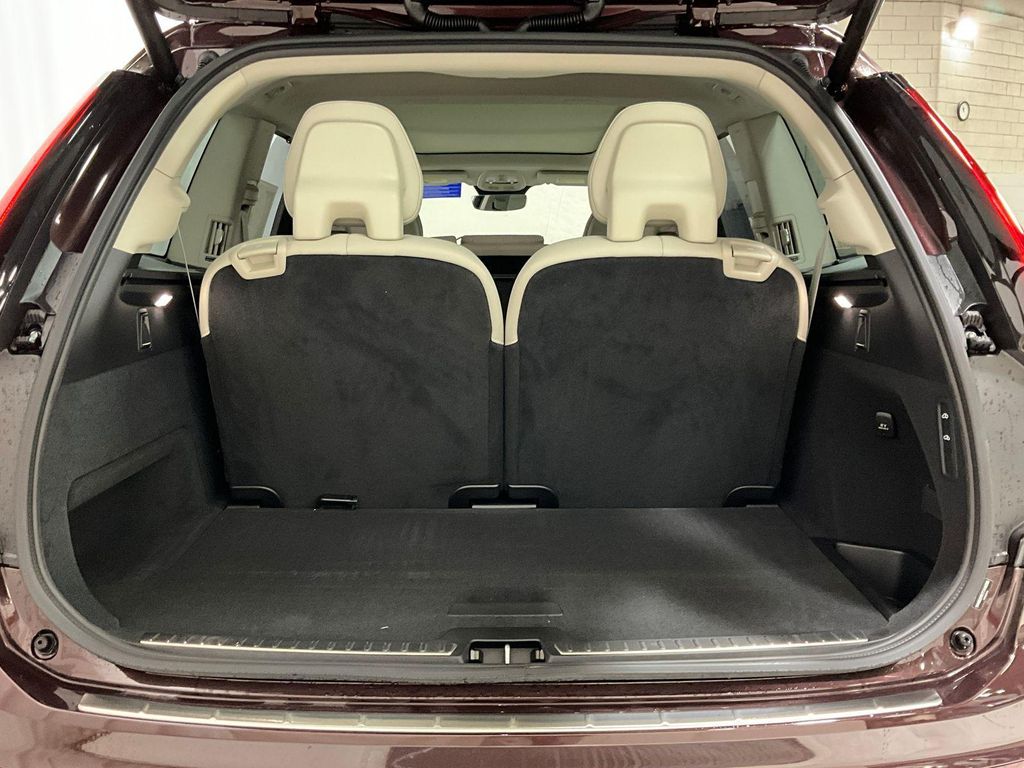 2026 Volvo XC90 ULTRA DARK THEME, B6 AWD GAS (MILD HYBRID), G 缩略图 24
