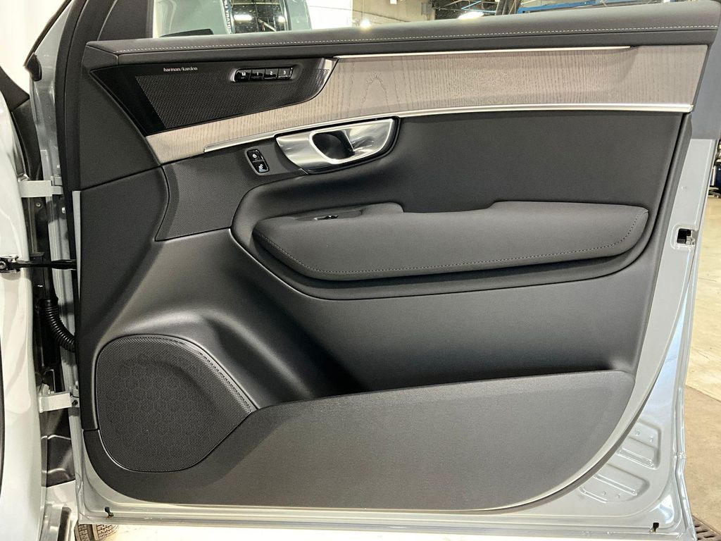 2026 Volvo XC90 ULTRA, B6 AWD GAS (MILD HYBRID), GASOLINE, BR 缩略图 21