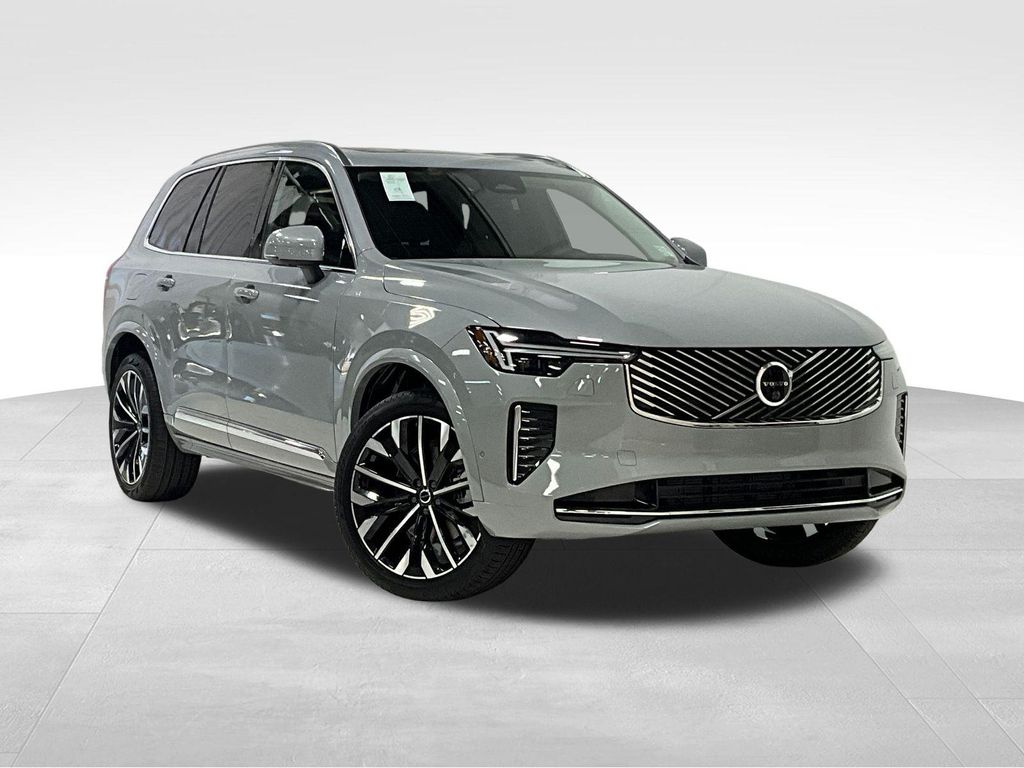 New 2026 Volvo XC90 Ultra, B6 AWD Gas (mild hybrid), Gasoline, Bright, 7 Seats