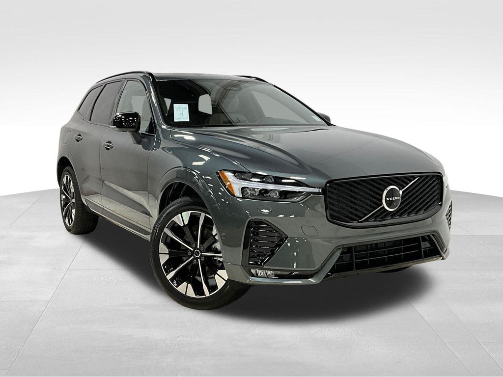 New 2026 Volvo XC60 B5 Plus