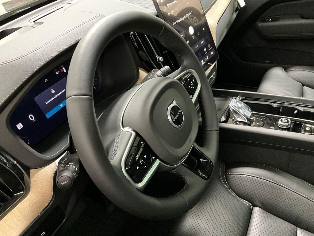 صورة 12 لـ 2026 Volvo XC60 B5 ULTRA
