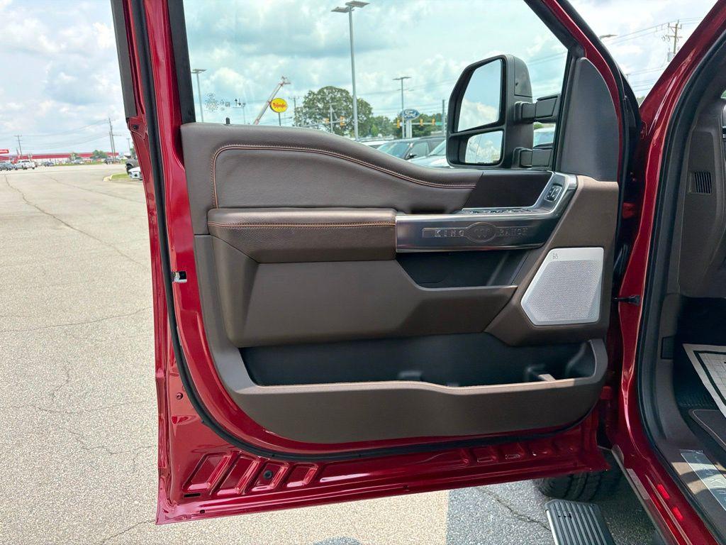 2026 FORD F-250 KING RANCH — миниатюра 12