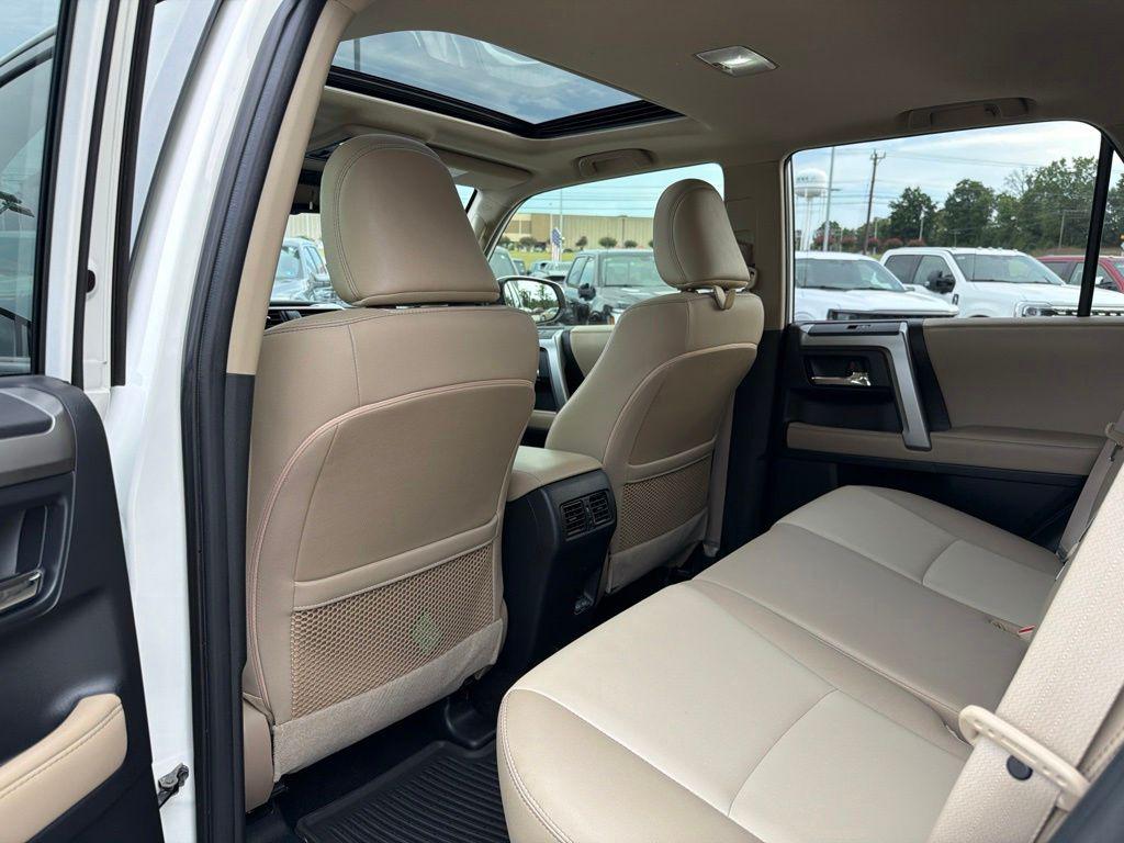 صورة مصغرة 15 لـ 2023 Toyota 4RUNNER SR5 PREMIUM