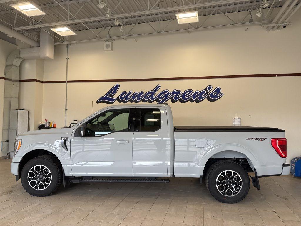 FORD F-150 XLT - 2