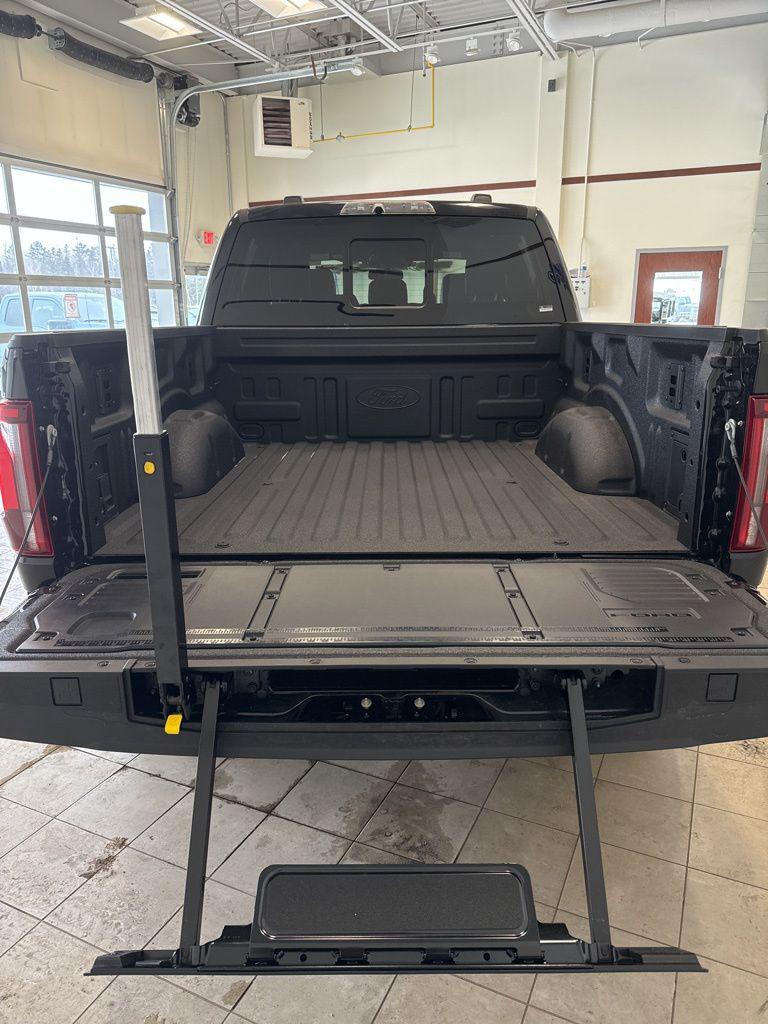 FORD F-150 RAPTOR - 7