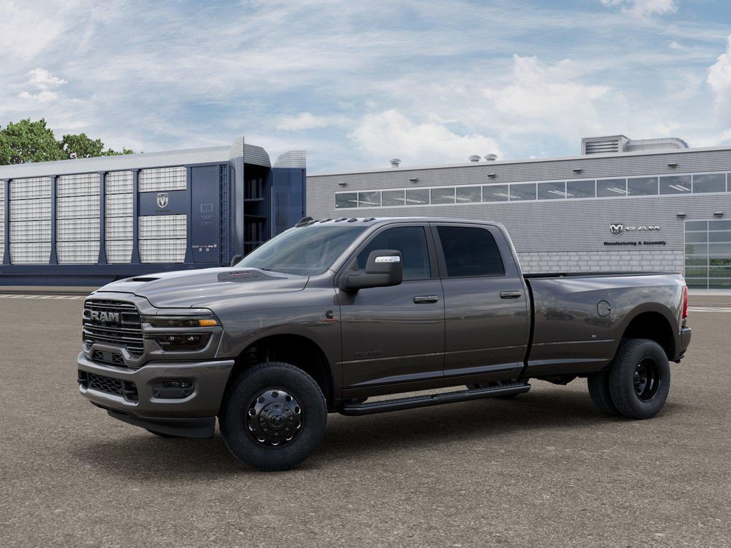 New 2026 RAM 3500 Laramie Crew Cab 4x4 8' Box