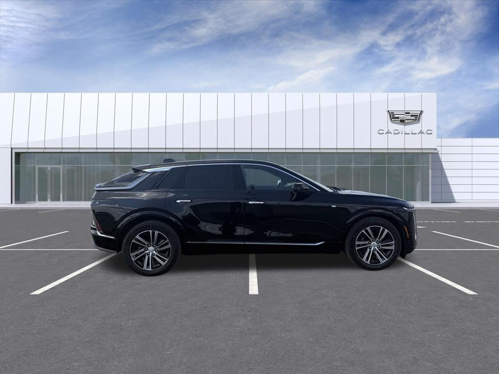 صورة 2 لـ 2024 Cadillac LYRIQ LUXURY