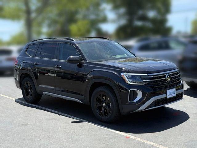 New 2026 Volkswagen Atlas Peak Edition
