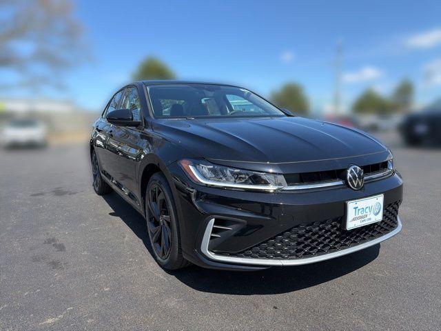New 2026 Volkswagen Jetta 1.4T SE