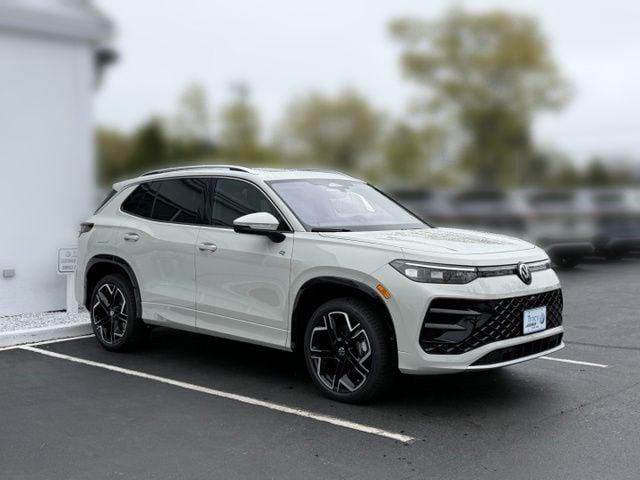 New 2026 Volkswagen Tiguan 2.0T SEL R-Line 4MOTION
