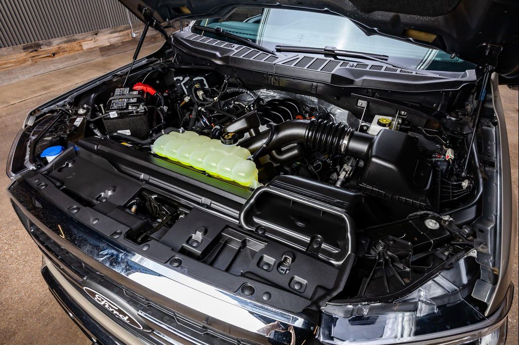 صورة مصغرة 42 لـ 2026 FORD F-150 LARIAT