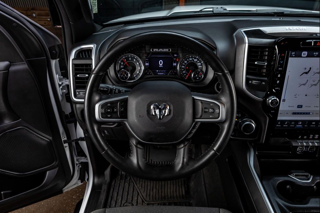 2023 RAM 1500 BIG HORN/LONE STAR — миниатюра 19