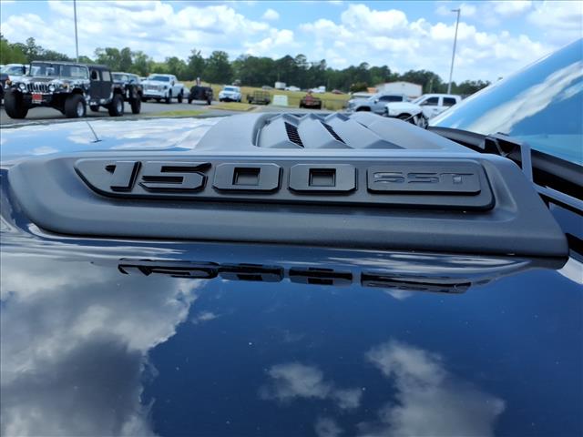 2025 RAM 1500 REBEL 照片 8