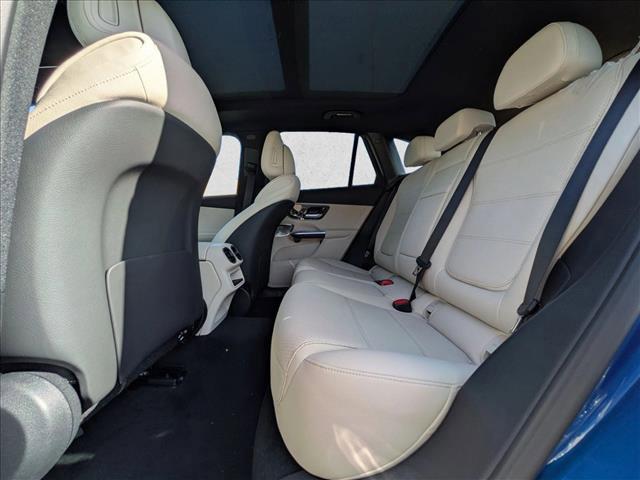 صورة مصغرة 16 لـ 2026 Mercedes-BENZ GLC