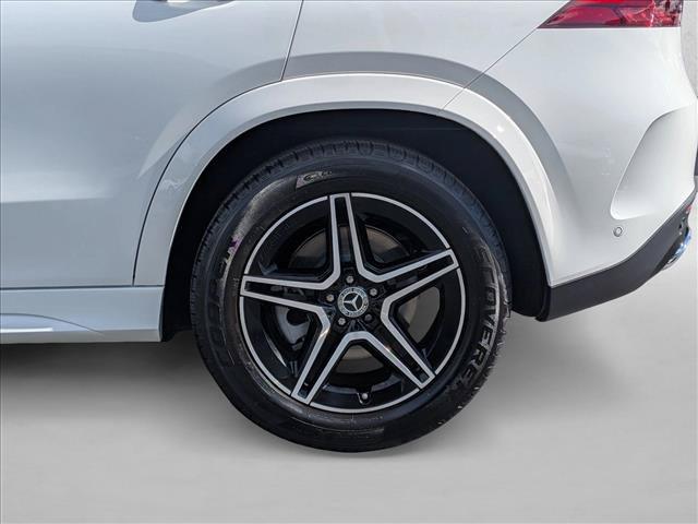 2025 Mercedes-BENZ GLE — миниатюра 24