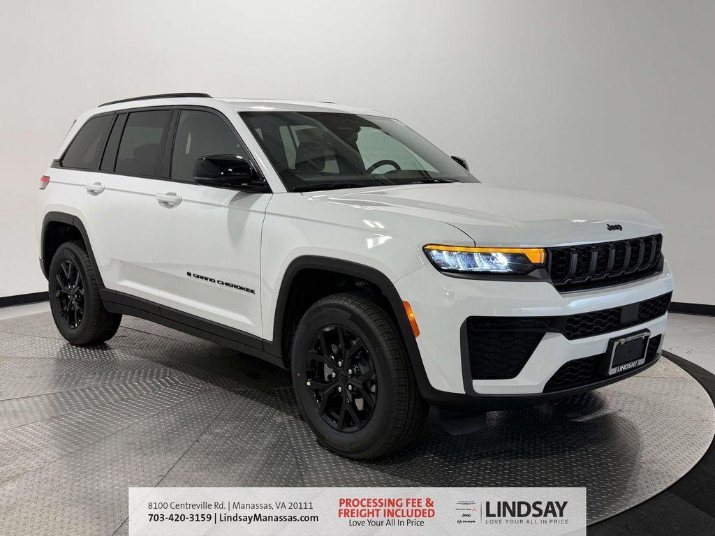 New 2026 Jeep Grand Cherokee Laredo