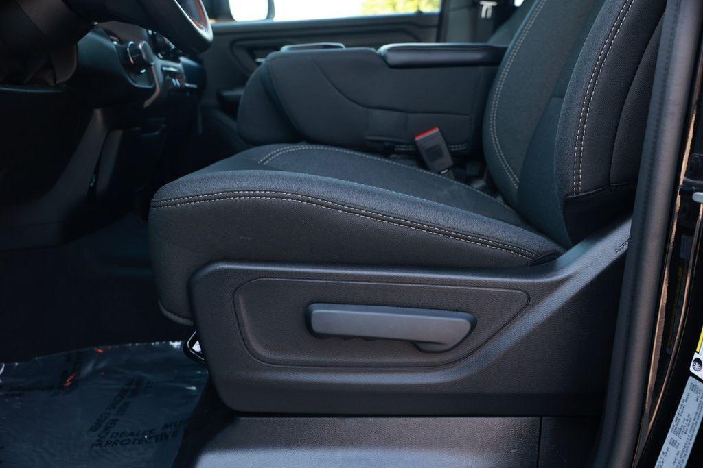 2026 RAM 1500 TRADESMAN 缩略图 16
