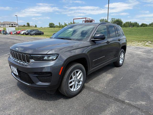 New 2026 Jeep Grand Cherokee Laredo