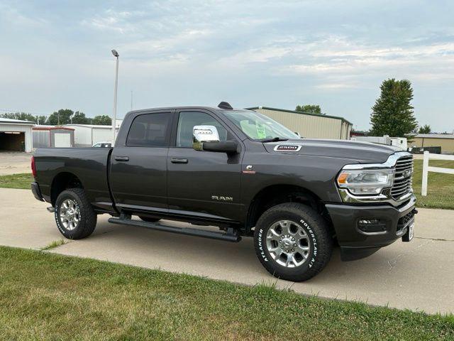 2024 RAM 2500 LARAMIE CREW CAB 4X4 6'4' BOX 照片 3