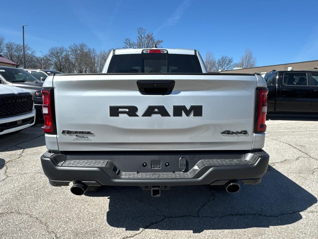 2026 RAM 1500 REBEL — фото 4