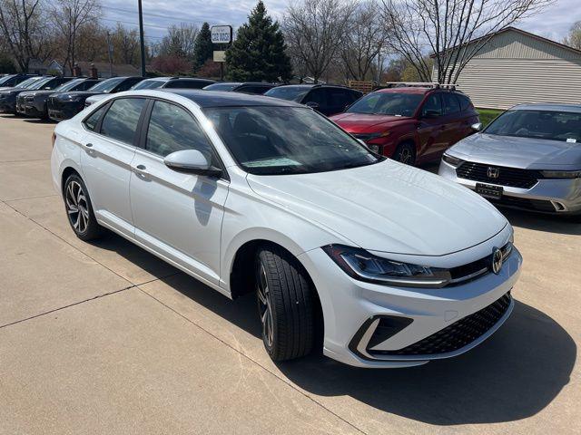 New 2026 Volkswagen Jetta 1.4T SEL