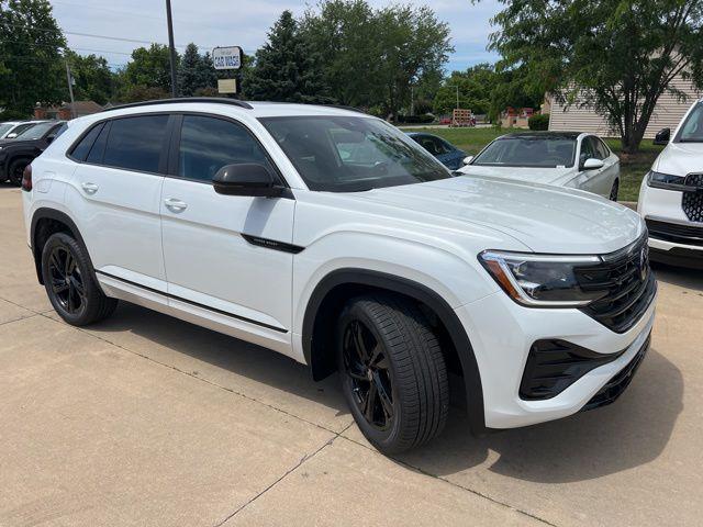 New 2026 Volkswagen Atlas Cross Sport 2.0T SEL