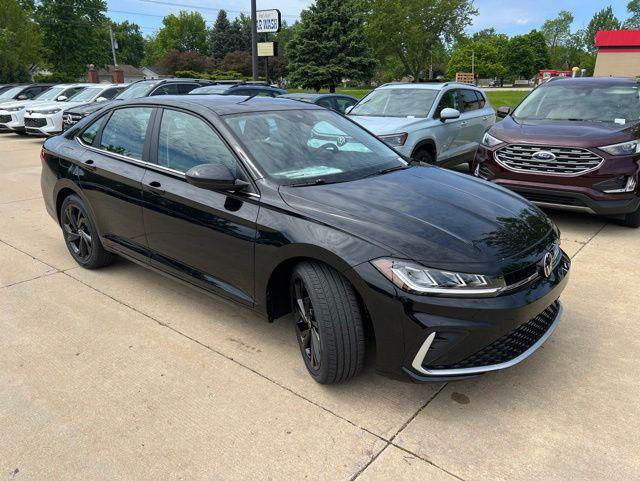 New 2026 Volkswagen Jetta 1.4T SE