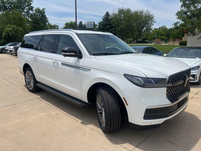 New 2026 Lincoln Navigator Premiere