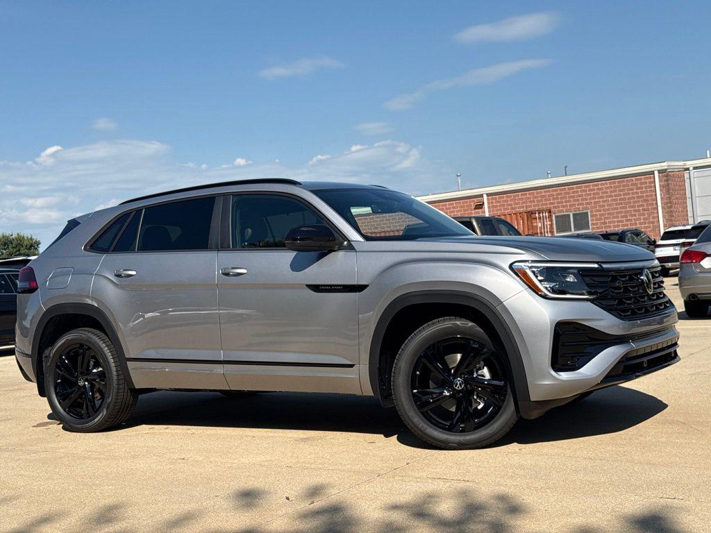 New 2026 Volkswagen Atlas Cross Sport 2.0T SEL