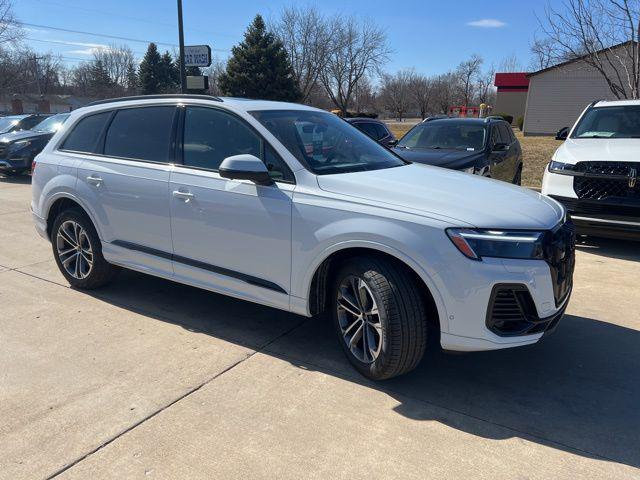 New 2026 Audi Q7 45 Premium