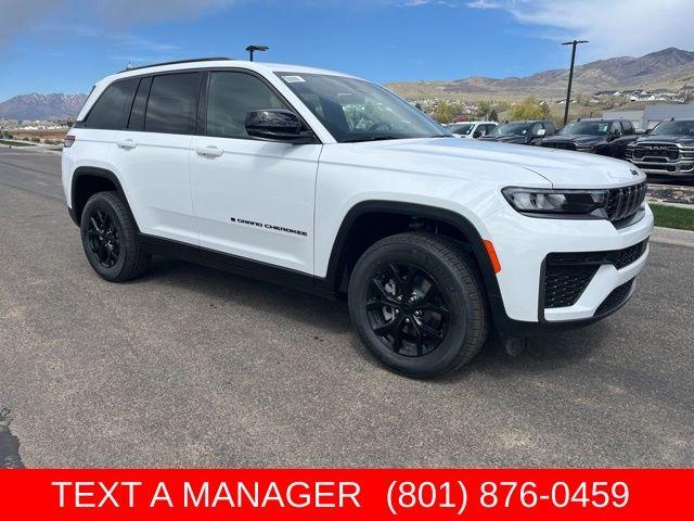 New 2026 Jeep Grand Cherokee Laredo