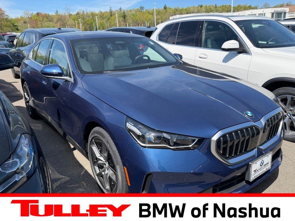New 2026 BMW 530 i xDrive