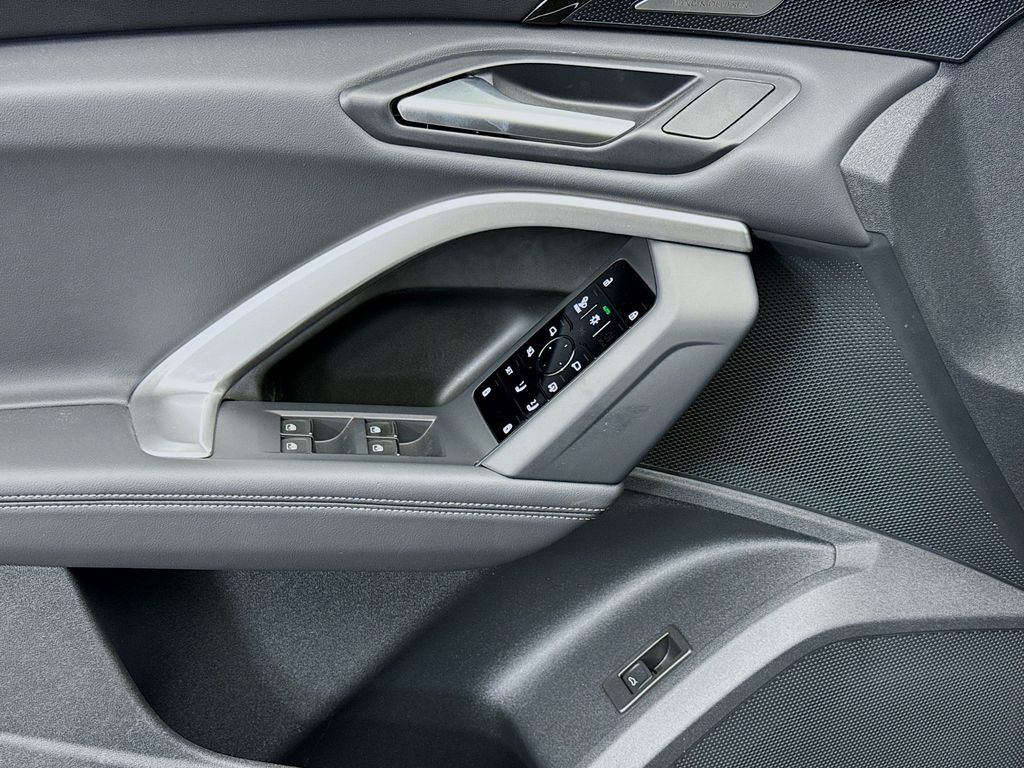 2025 AUDI Q5 2.0T PREMIUM PLUS 缩略图 24