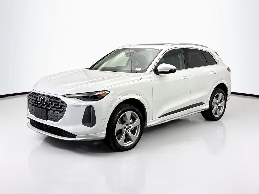 New 2025 Audi Q5 Premium Plus TFSI quattro S tronic