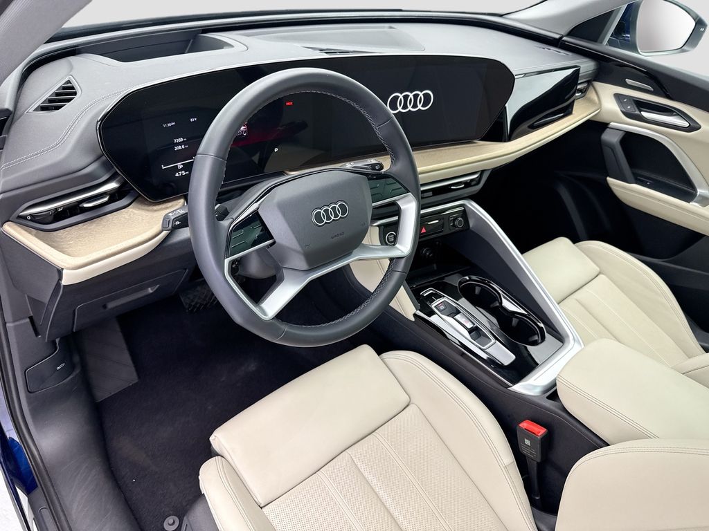 صورة 9 لـ 2025 AUDI Q5 2.0T PREMIUM PLUS