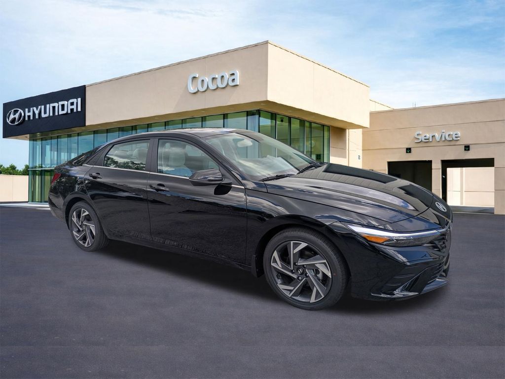 New 2026 Hyundai ELANTRA Limited
