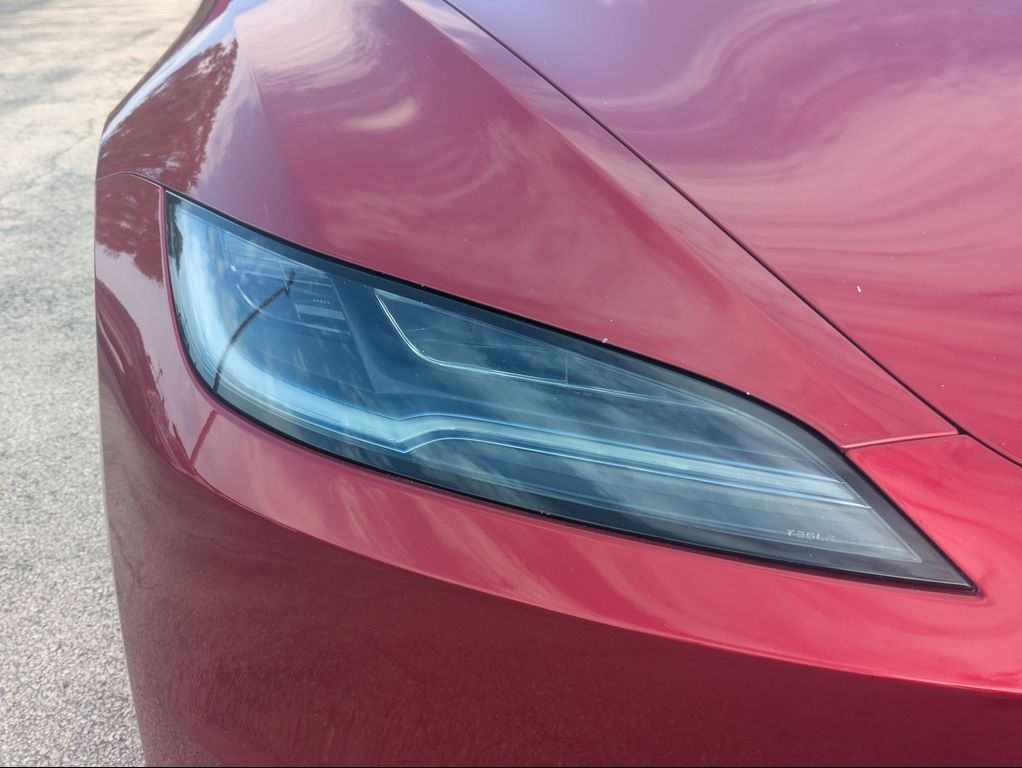 صورة 10 لـ 2024 Tesla MODEL 3 LONG RANGE