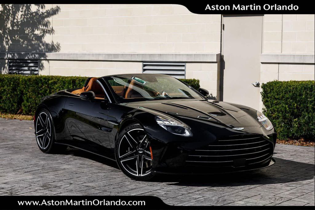 صورة مصغرة 32 لـ 2026 Aston Martin VANTAGE ROADSTER