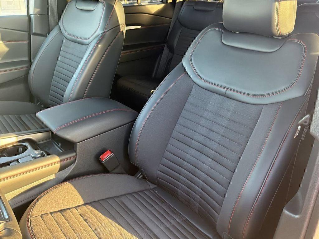 صورة مصغرة 12 لـ 2026 FORD EXPLORER ST-LINE