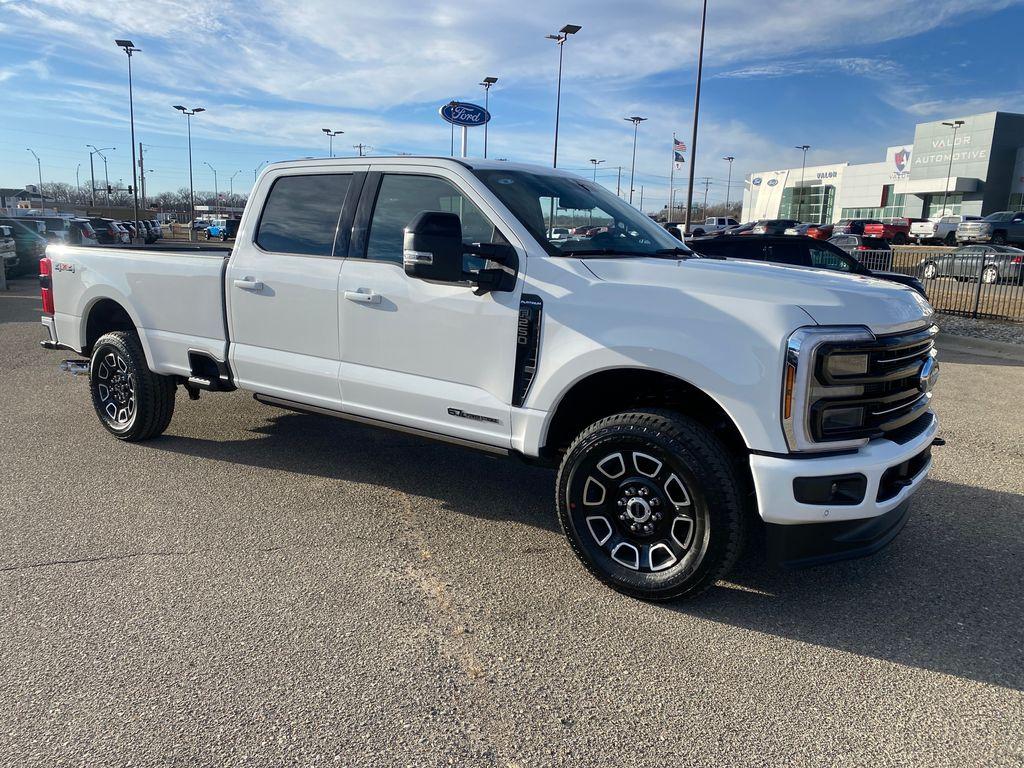صورة 8 لـ 2026 FORD F-250 PLATINUM