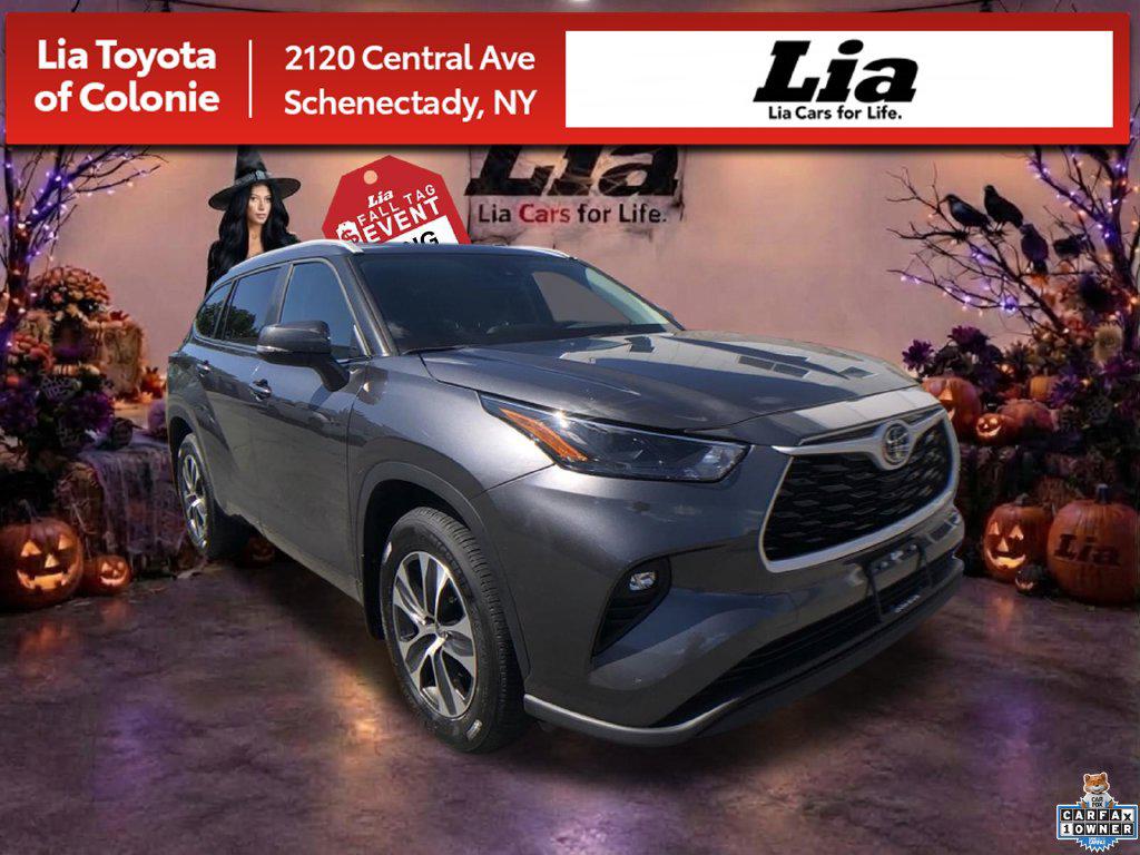 2025 Toyota Highlander XLE