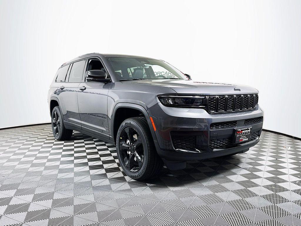 New 2025 Jeep Grand Cherokee L Laredo