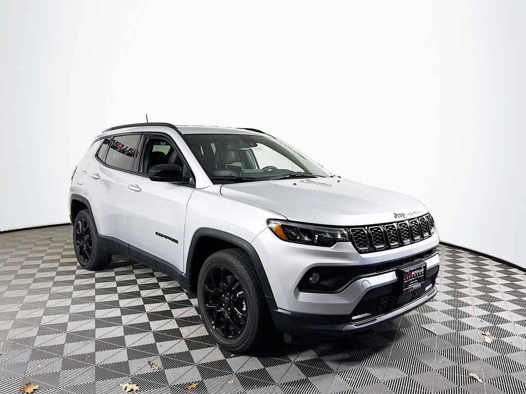 New 2026 Jeep Compass Latitude