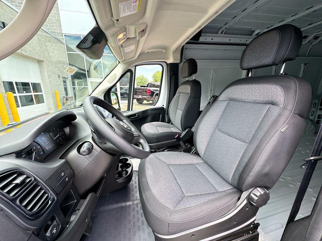 صورة مصغرة 19 لـ 2026 RAM PROMASTER 2500 HIGH ROOF
