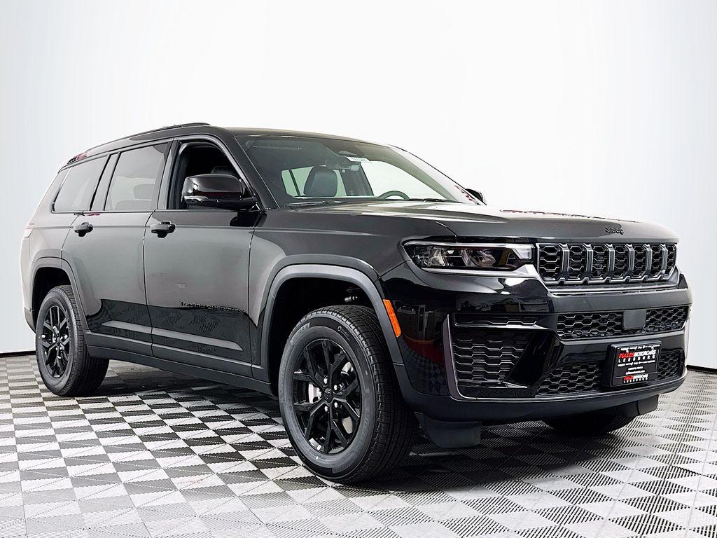 New 2026 Jeep Grand Cherokee L Laredo