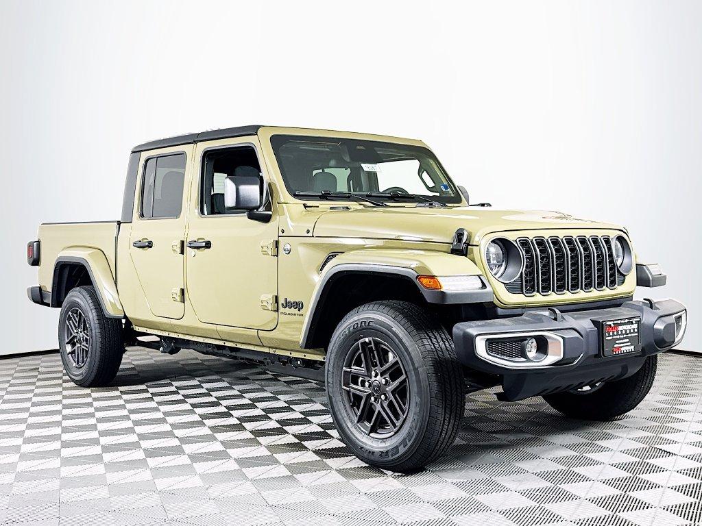 New 2026 Jeep Gladiator Sport S