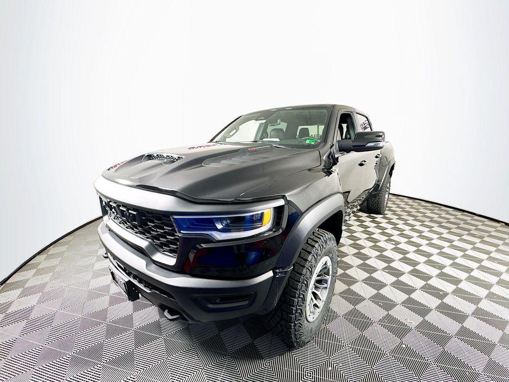صورة 3 لـ 2026 RAM 1500 RHO