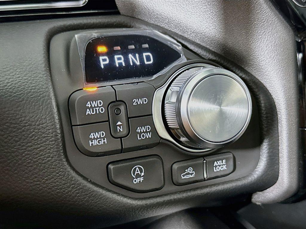 صورة مصغرة 17 لـ 2026 RAM 1500 REBEL